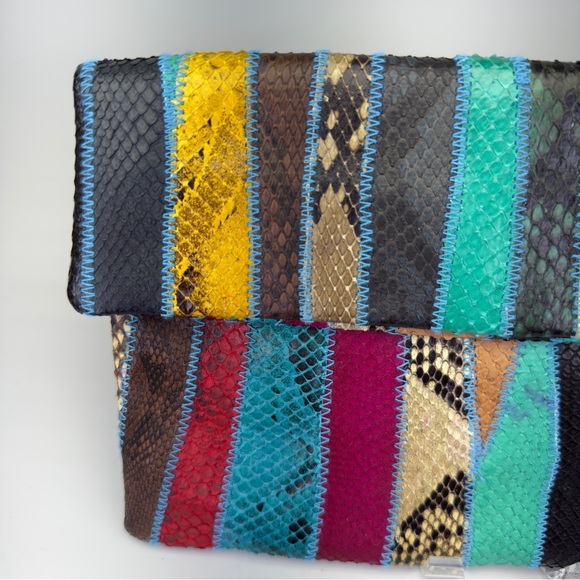 Handcrafted Snakeskin Clutch Bag - Picture 2 of 16